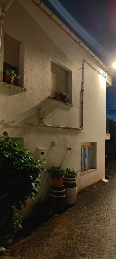 Villa House By The River Monforte De Lemos Exterior foto